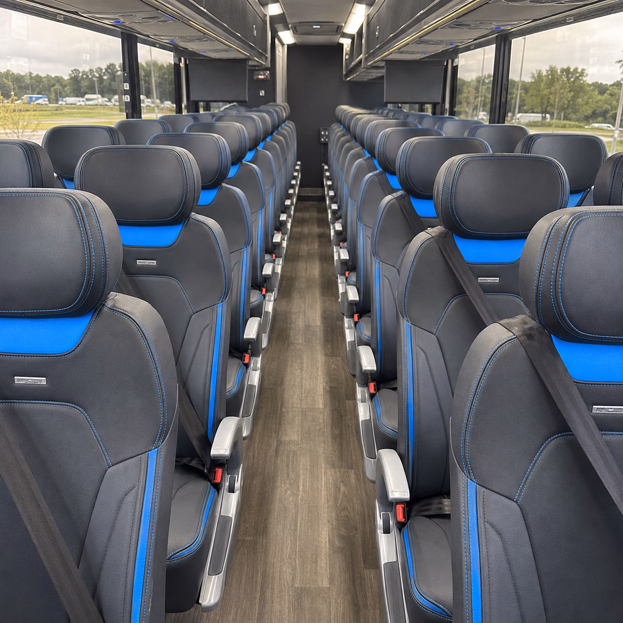 guest shuttles to the vineyard at water canyon and wedding venues around st george