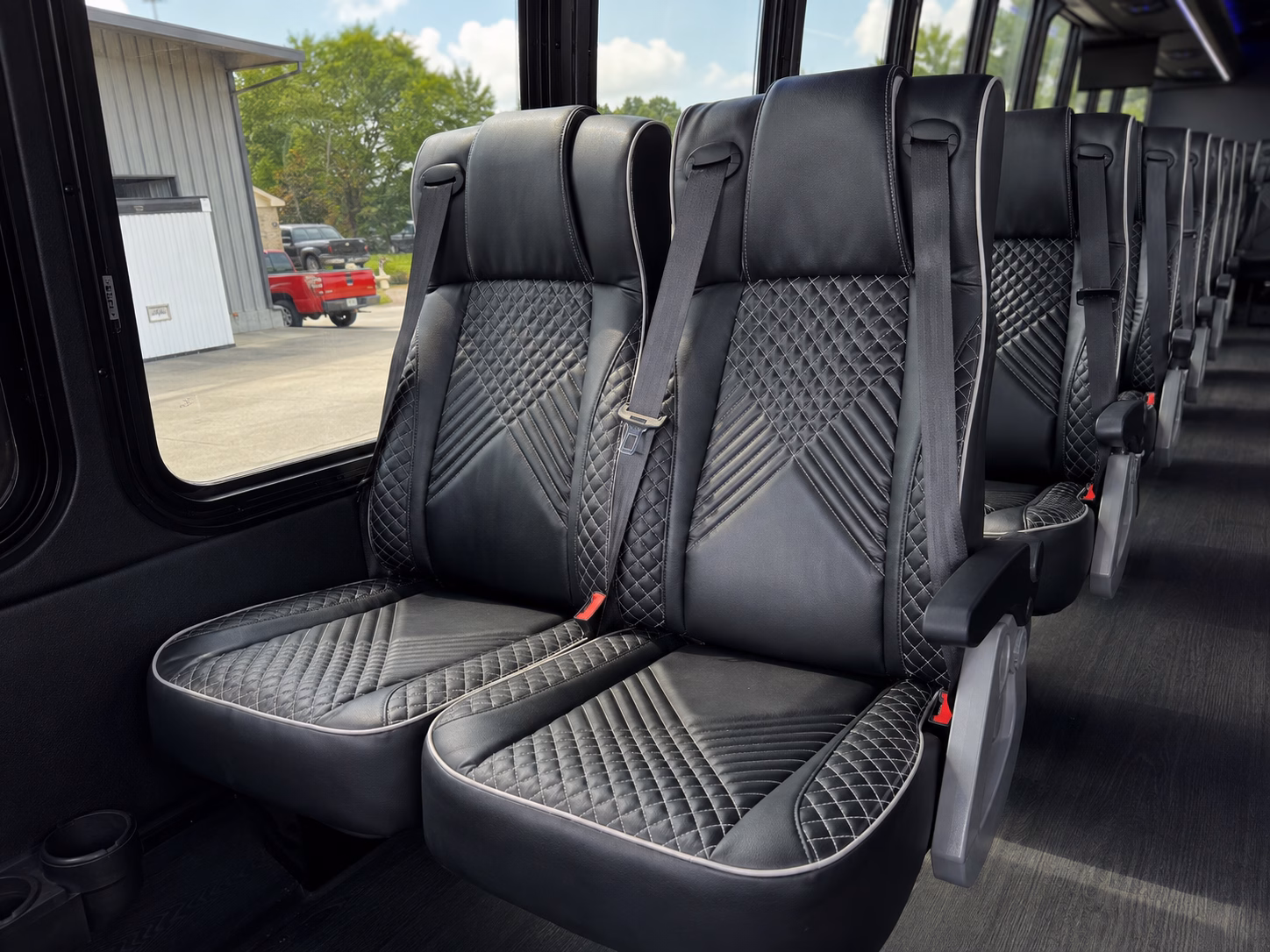 st george airport shuttle bus rentals for private groups